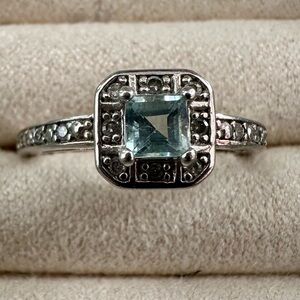 Sterling Silver Ring with Aquamarine Center Stone